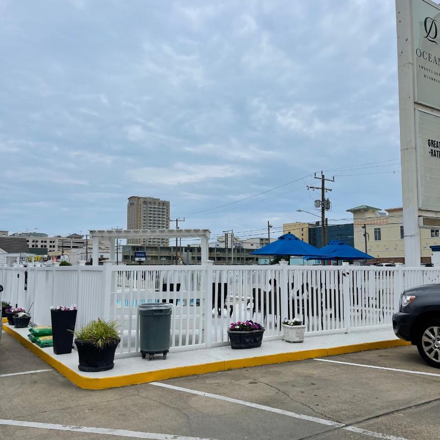 Oceans 2700 Hotel Virginia Beach Bagian luar foto